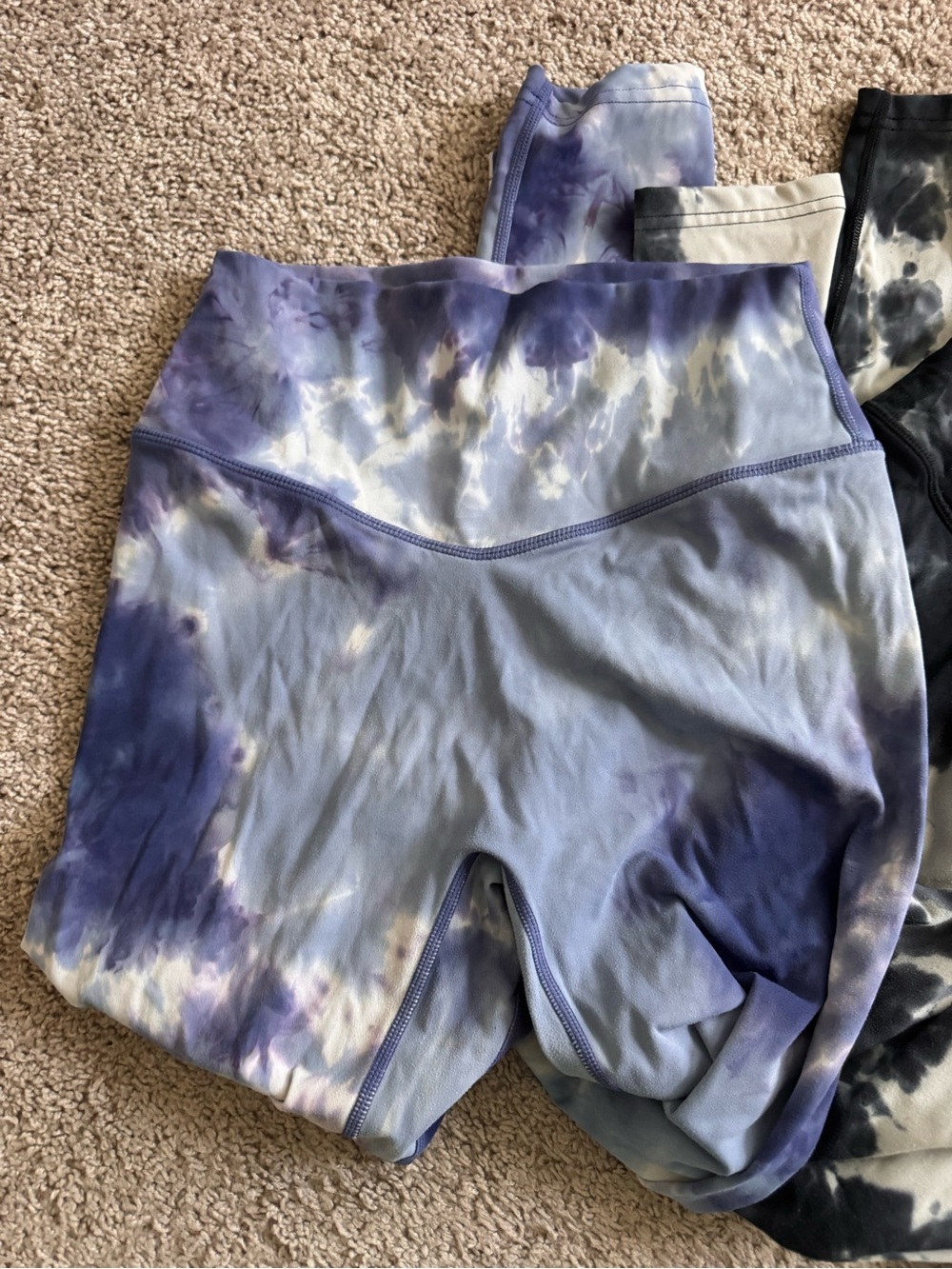 Vitality Tie-Dye Leggings - Purple, Black & Gray - Picture 7 of 9